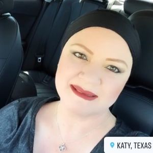 Meet your Posher, Sue e.